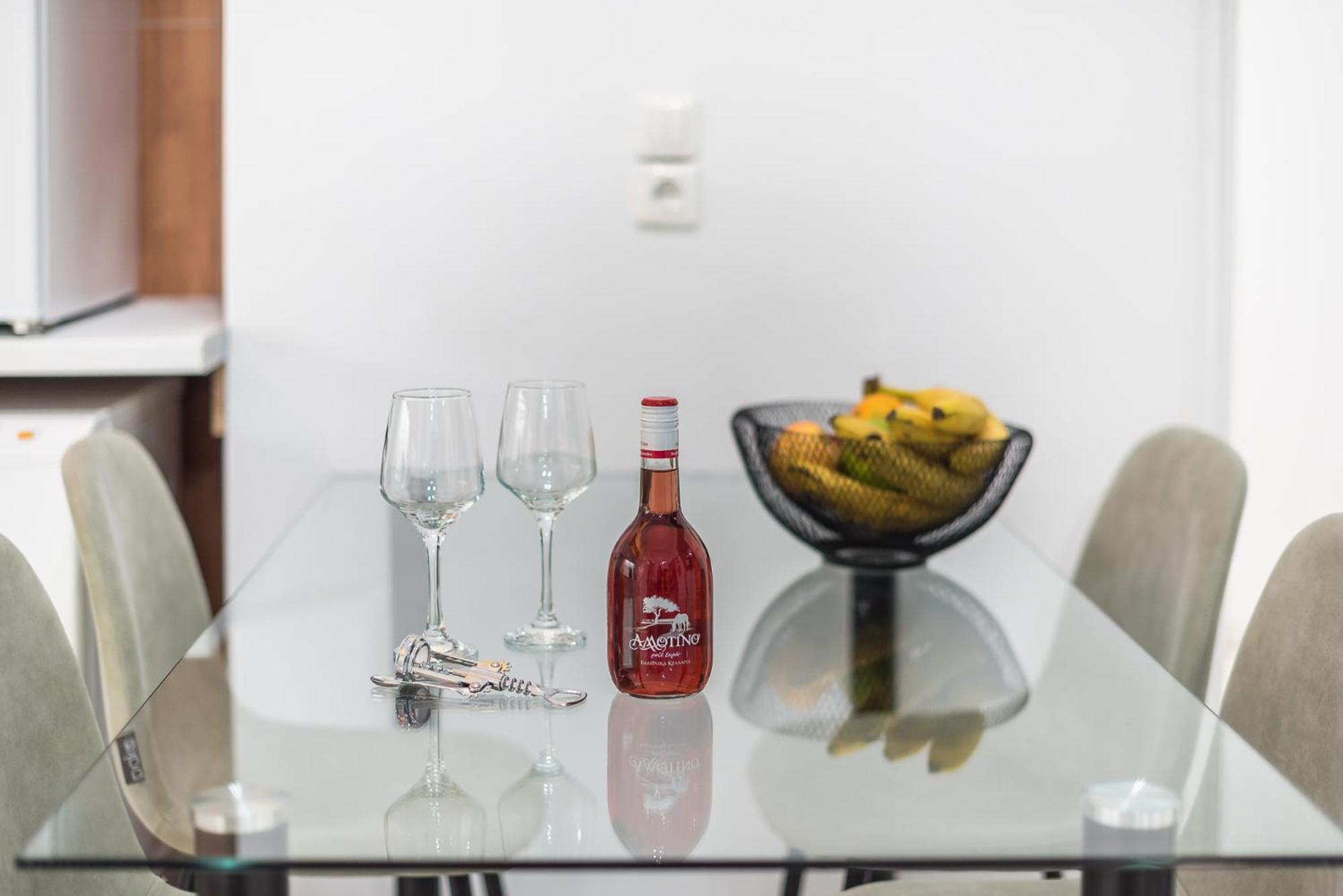 Contemporary Apartment 200M From Acropolis 100Mbps Netflix เอเธนส์ ภายนอก รูปภาพ