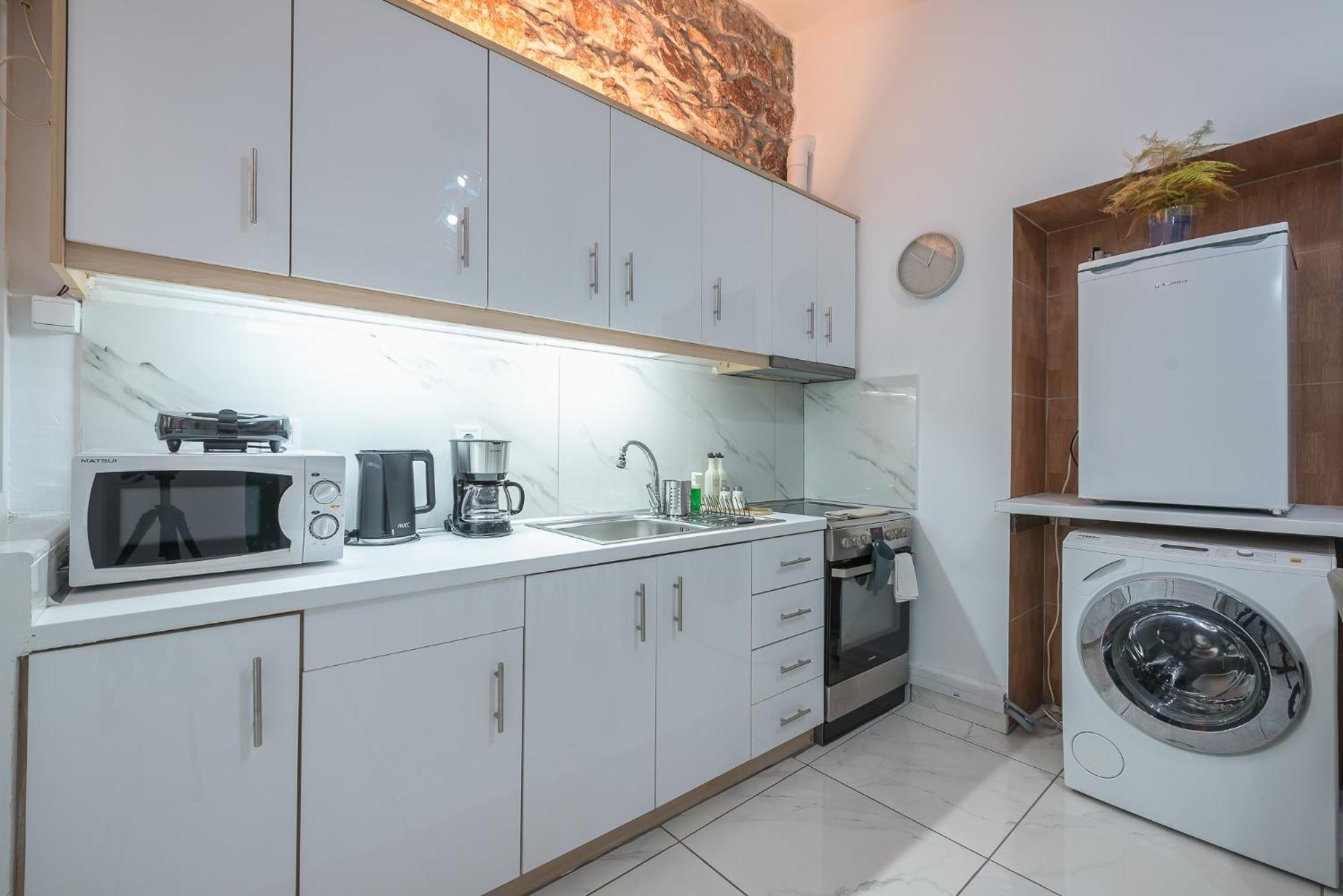 Contemporary Apartment 200M From Acropolis 100Mbps Netflix เอเธนส์ ภายนอก รูปภาพ